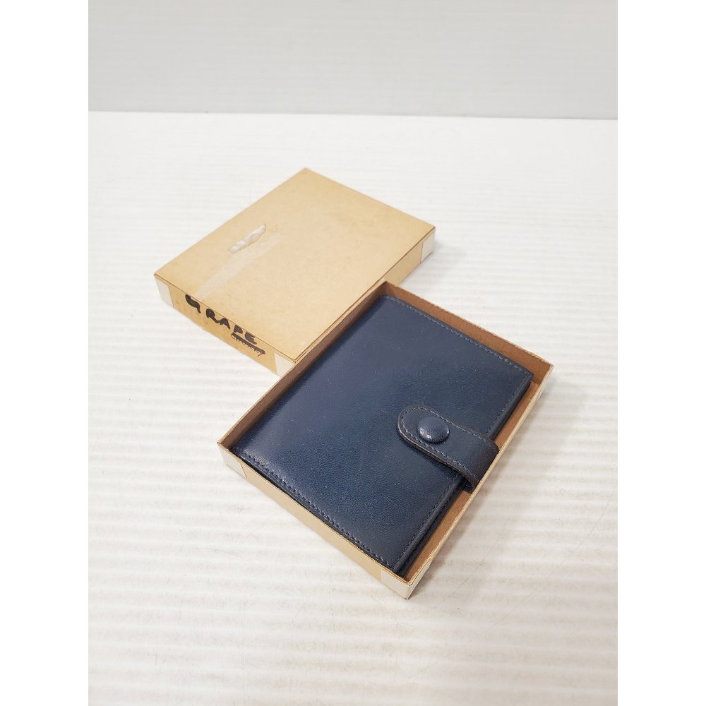 Leather card Wallet, santi made in Canada Flexible Leather Wallet, Minim…